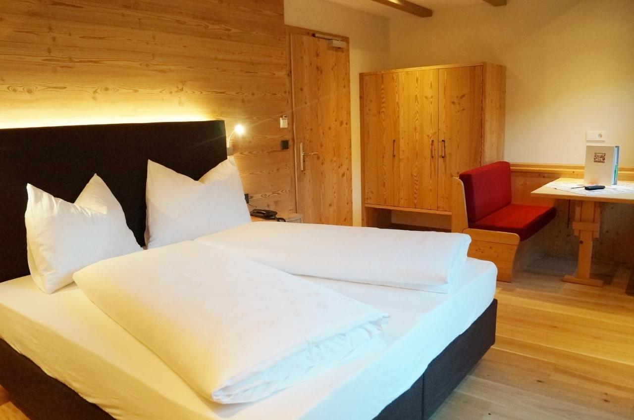 Hotel Laurin Tires Esterno foto