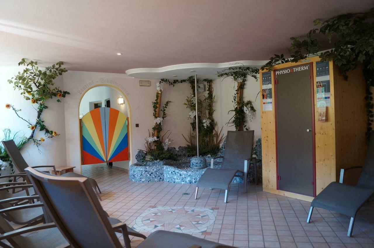 Hotel Laurin Tires Esterno foto